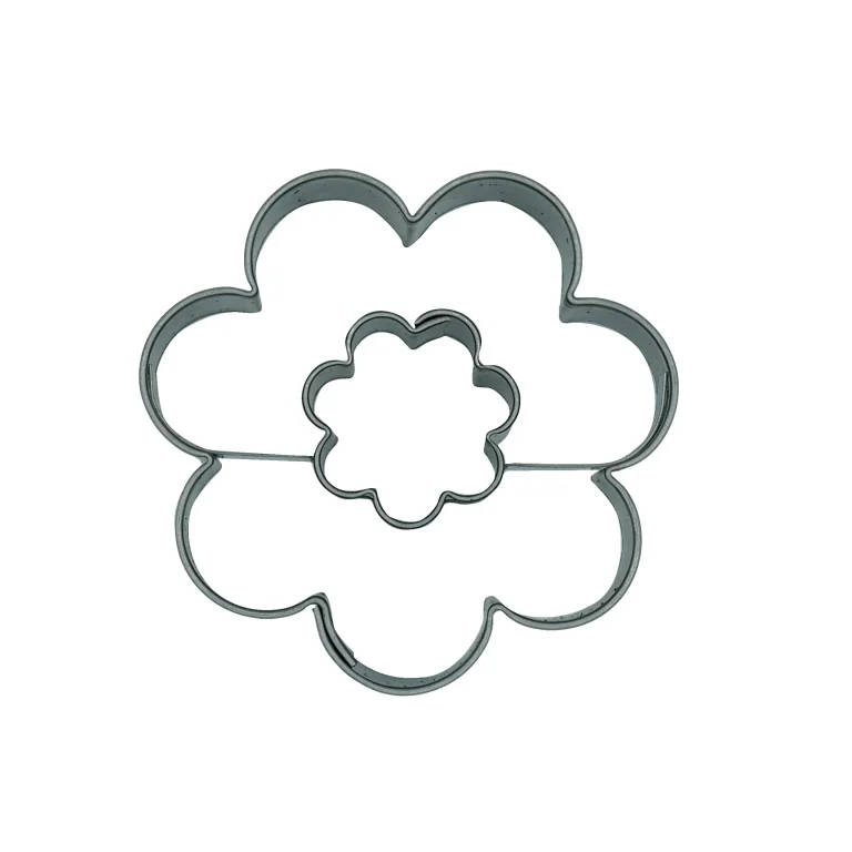 135 Cookie cutter Flower medium - Image 1